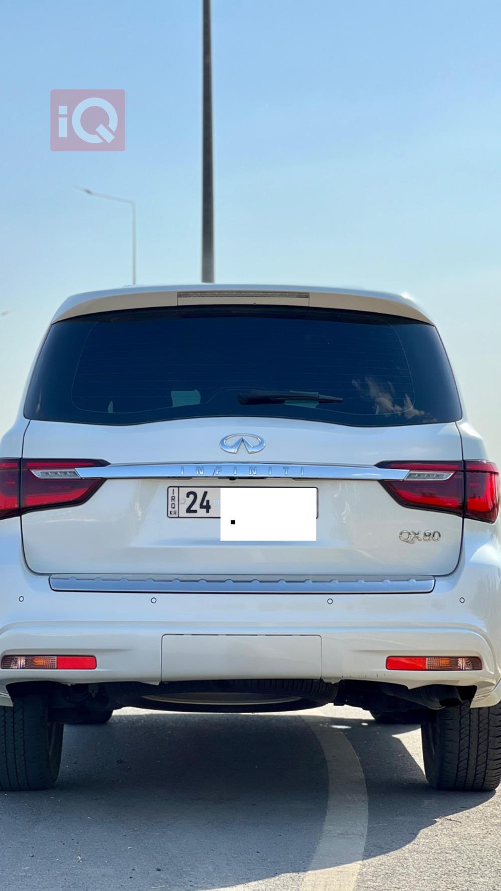 Infiniti QX80